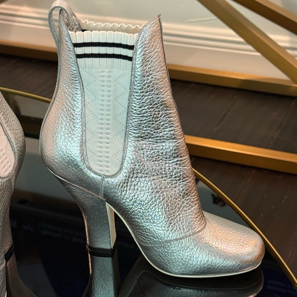 Fendi Chelsea silver leather sock booties size 37 EUC - Picture 6 of 14
